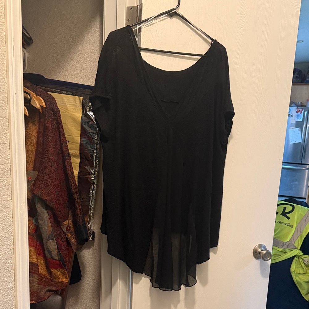 Dantelle Black Layered V-Neck Tunic Top